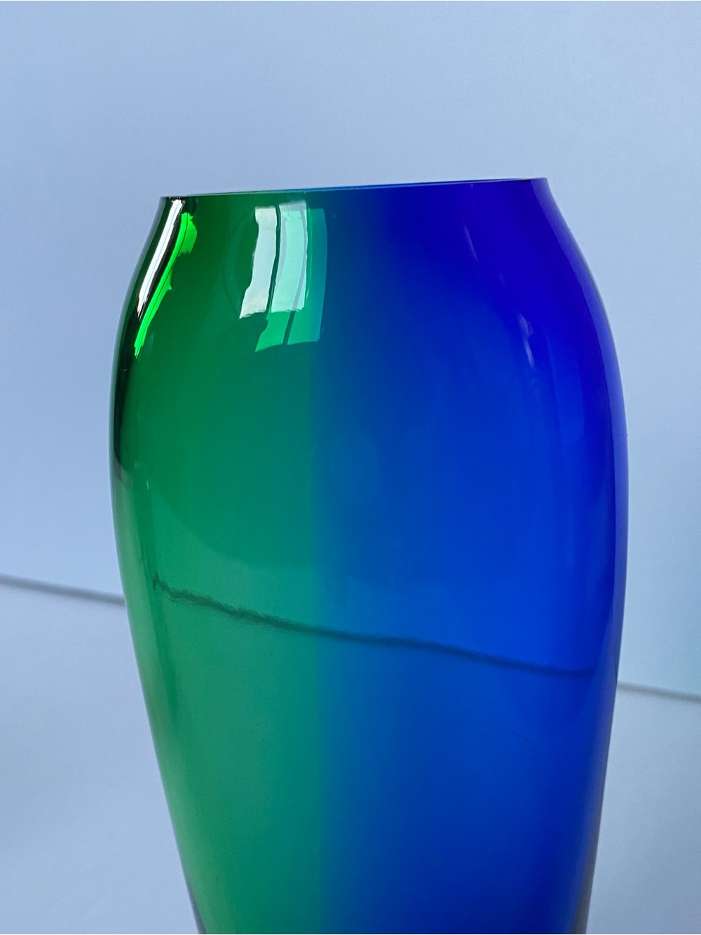 Vintage Blue Green Ombre Vase 8” Tall Hand Blown. Has a Flat Cut Edge top EUC - Picture 3 of 16